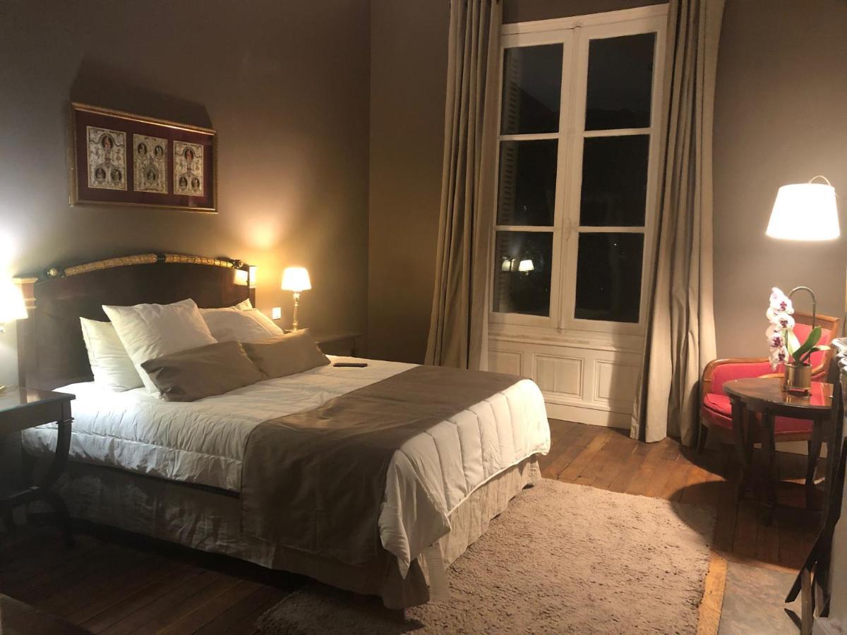 La Grande Carree Bed & Breakfast Сен-Сир-сюр-Лоар Стая снимка
