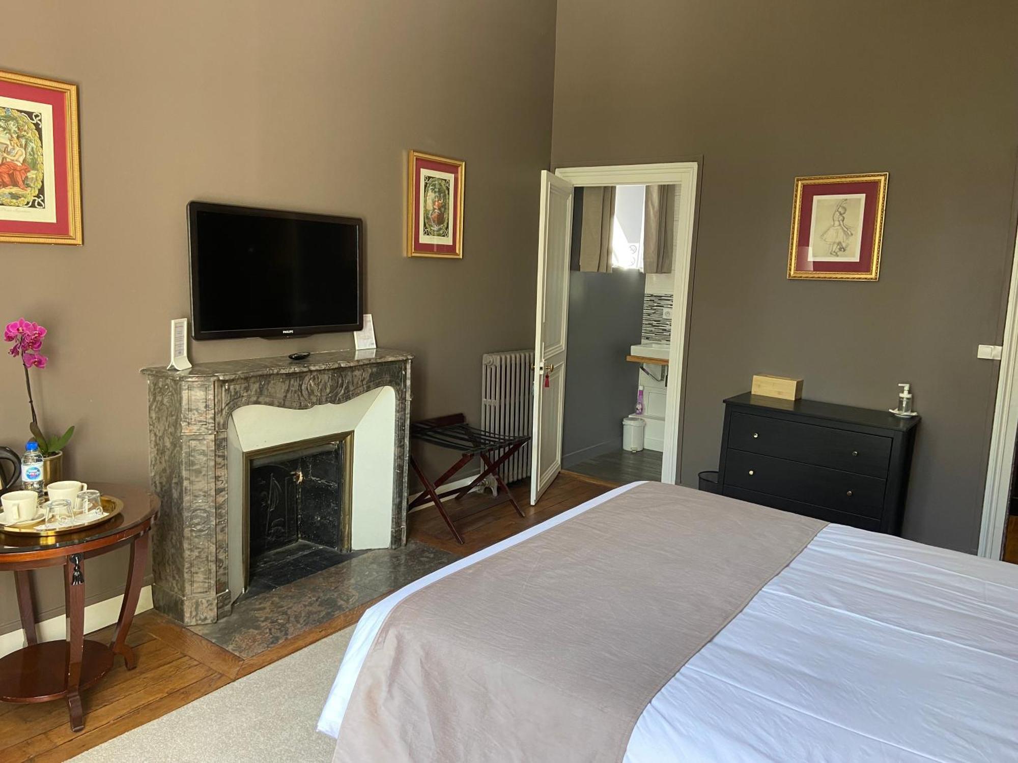 La Grande Carree Bed & Breakfast Сен-Сир-сюр-Лоар Екстериор снимка
